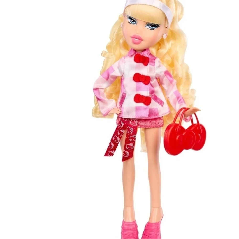 BRATZ HELLO KITTY CLOE NWT